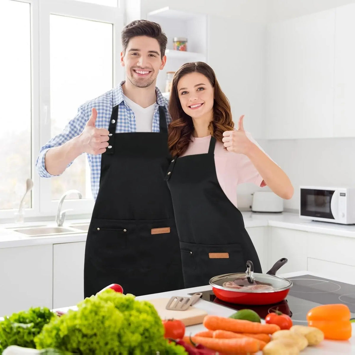 Women's 2-Pack All Purpose Casual-Style Cloth Aprons Set, Waterproof Polyester Easy-Care Kitchen Aprons with Practical Pockets, Adjustable Neck, 75cm Length, 65cm Base Width,sohochic