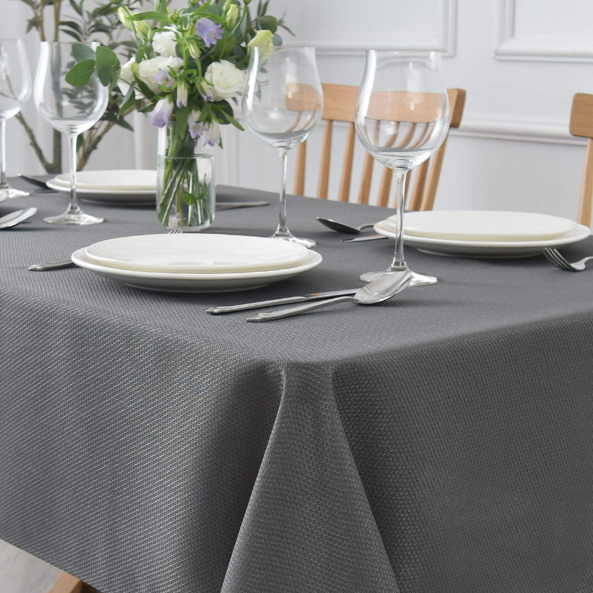 maxmill Rectangle Textured Tablecloth Waterproof Spillproof Wrinkle Free Table Cloth, Kitchen Dining Tabletop Decoration, Fabric Table Cover for Outdoor and Indoor Use, 52 x 70 Inch, Sage Green